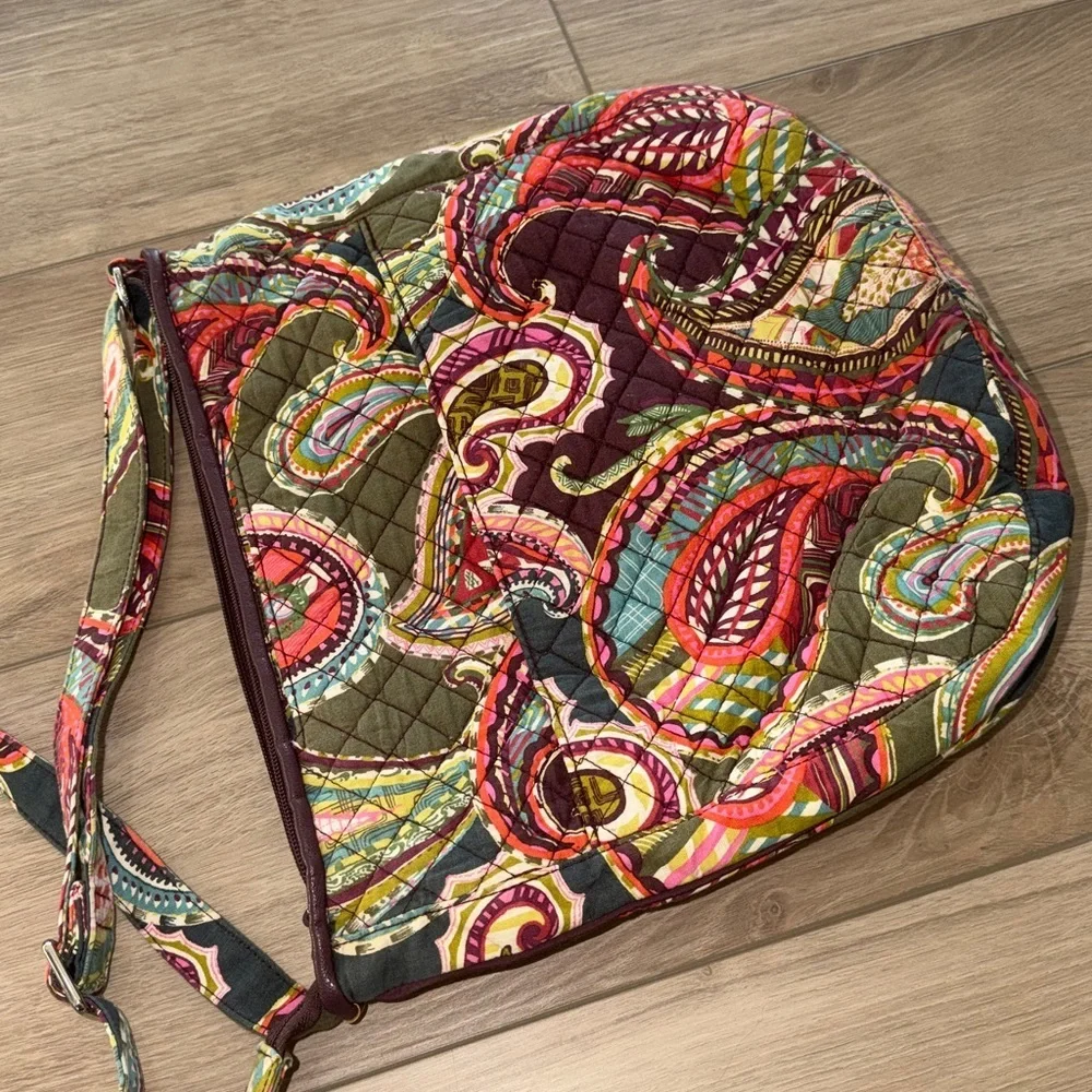 Vera Bradley Large Triple Zip Hipster in the retired Heirloom Paisley pattern